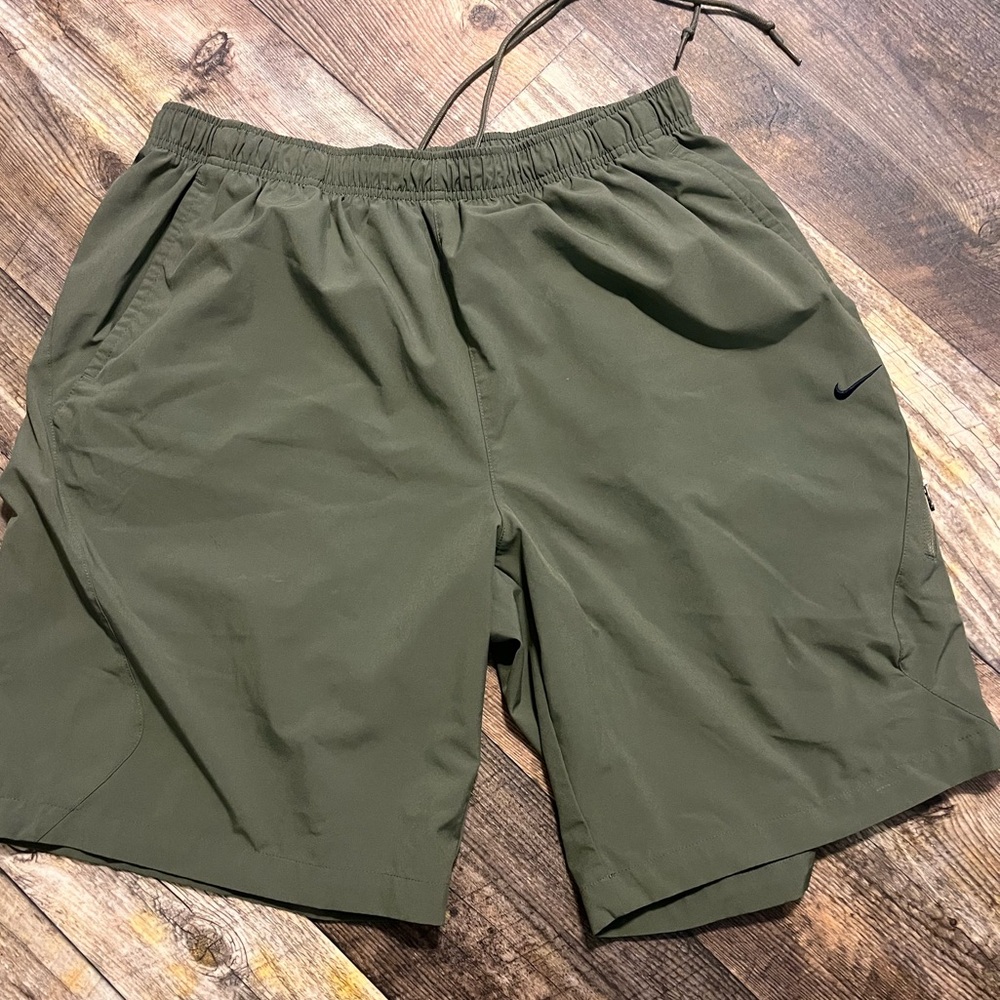 Nike olive army green shorts 2xl XXL